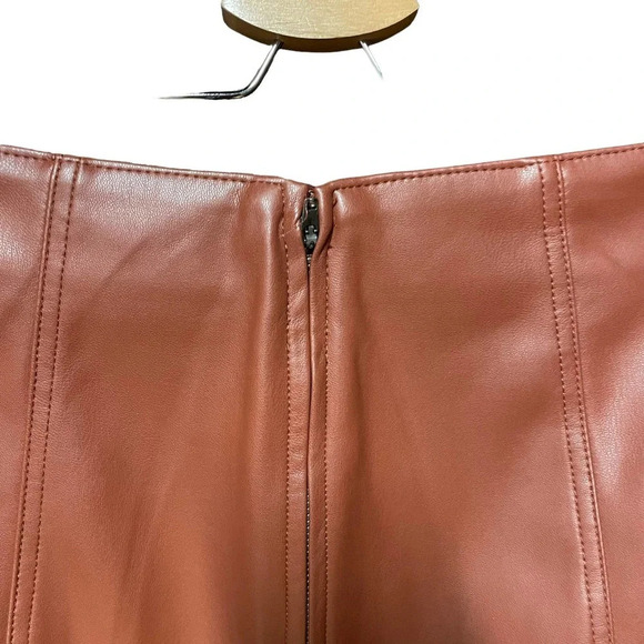 Free People Modern Femme Vegan Leather Skirt Cognac Brown Tan Size 0 - Picture 6 of 10